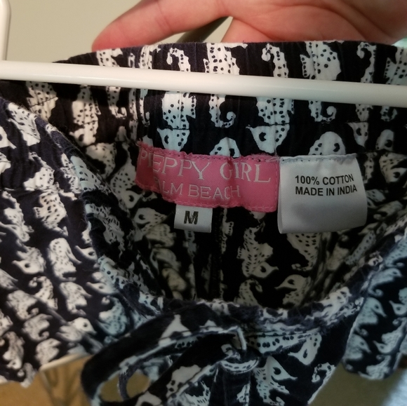 ❤️5for$12 Preppy Girl Palm Beach blue seahorse shorts - Picture 2 of 3